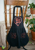 Black Ruffled Kitchen Apron with Pockets – Aesthetic Cottagecore Baking Pinafore – Dark Whimsical Hostess Gift