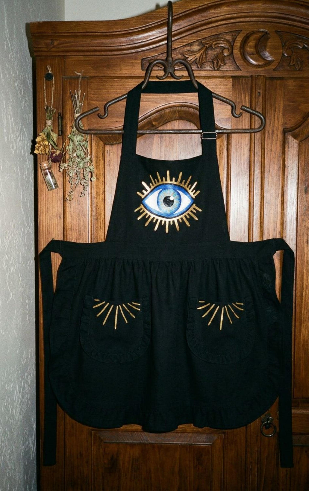 Evil Eye Ruffled Apron with Pockets, Whimsigoth Kitchen Decor, Magic Witchy Baking Apron for Women, Cute Cooking Gift